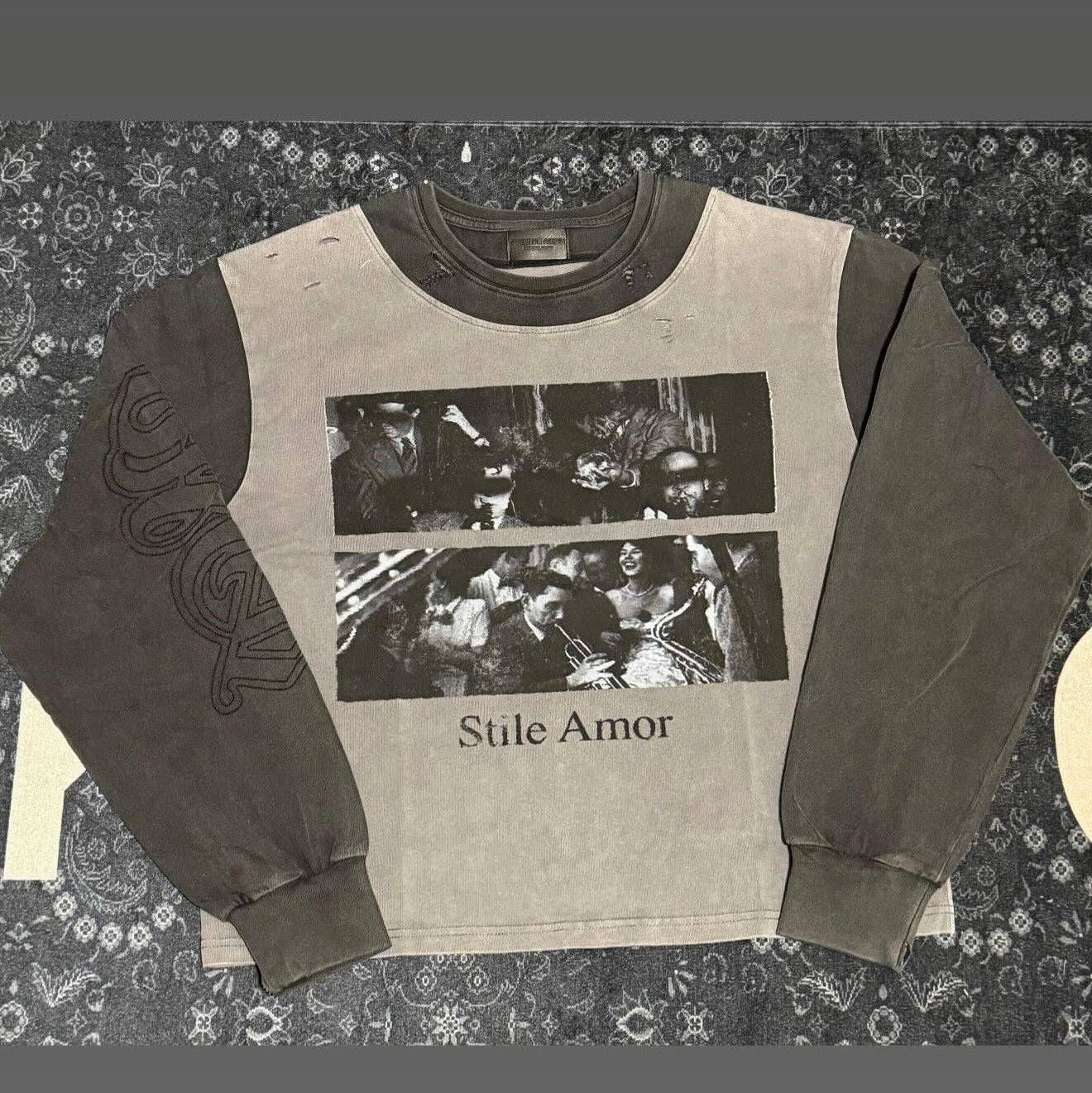 StileAmor "Logo" Sweater