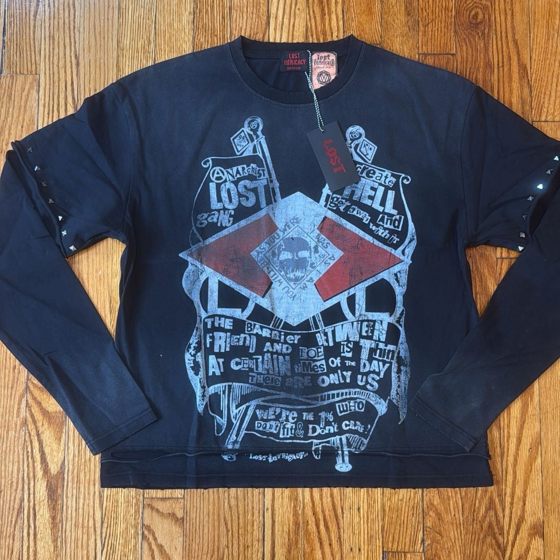 Lost Black Longsleeve